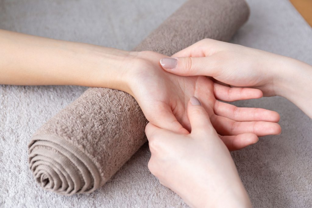 R&R Spa Hand Nail Manicure Treatment