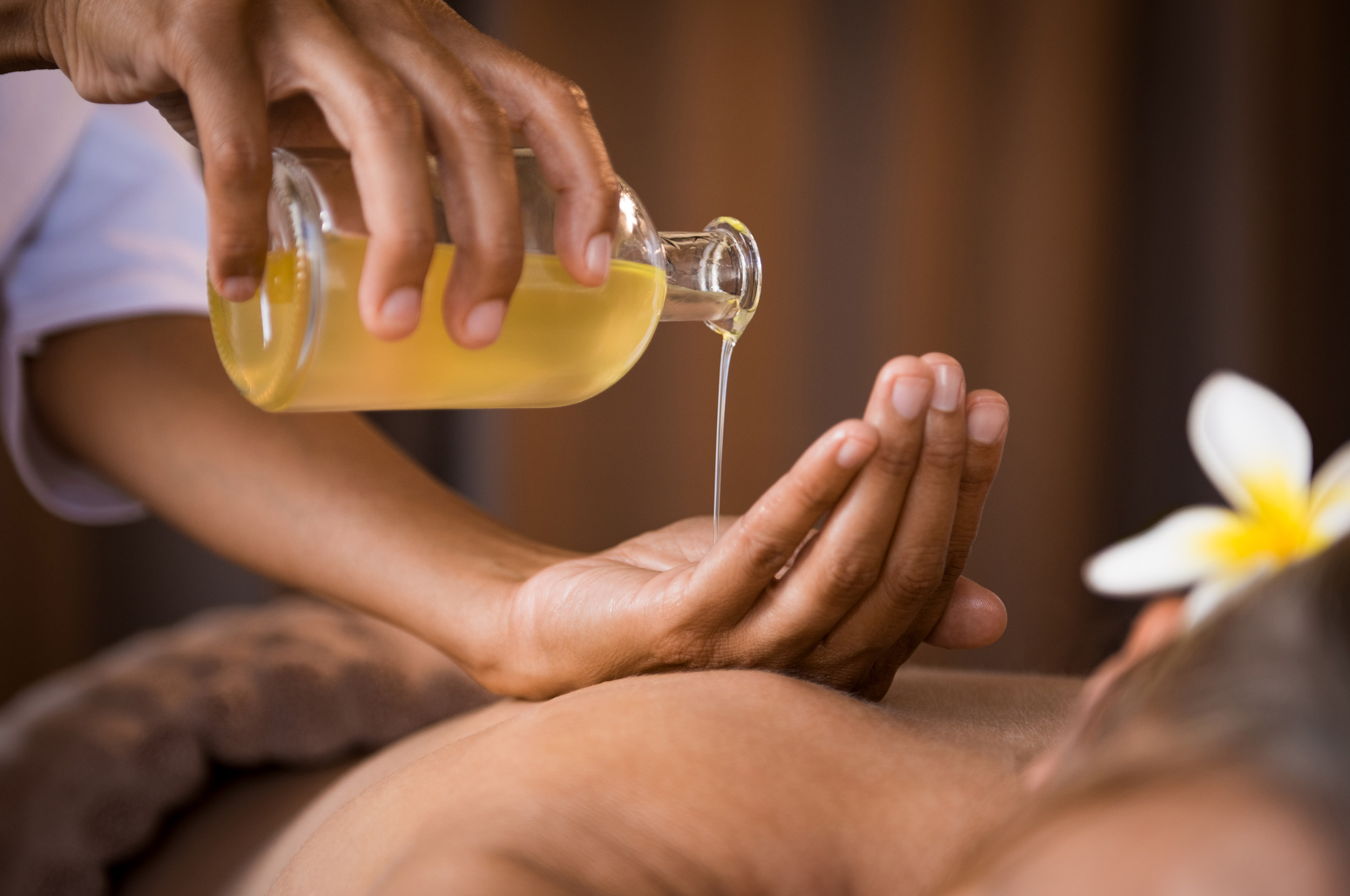 R&R Spa Aromatherapy Masage